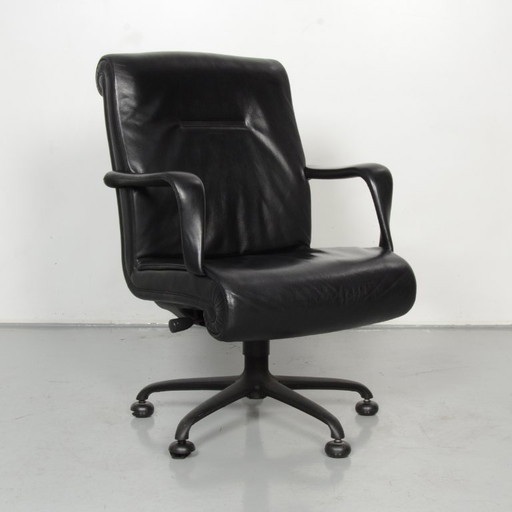 Poltrona Frau Fauteuil, Zwart Leder – bureaustoelen, Leather, Metal