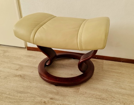 Image 1 of Pouf ottoman Stressless Ekornes crème