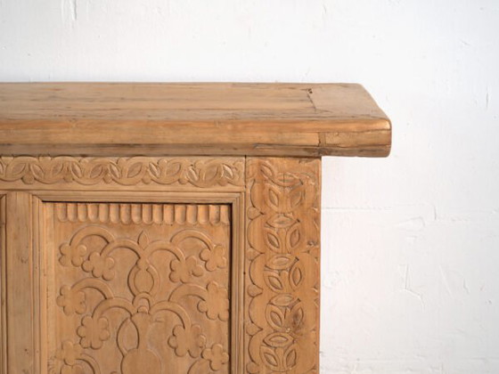 Antique carved low sideboard in fir wood – China, circa 1930 (photo 31 of 40)
