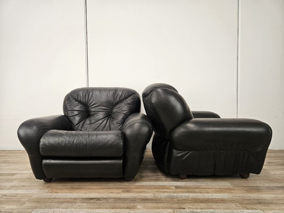 1970s Black Leather Club Chairs – Armchairs (photo 2 of 17)