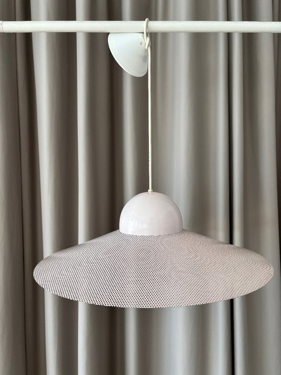 Vintage IKEA LYRIK hanglamp | Geperforeerd zachtroze | 1984 Scandinavisch – Hanglampen, Metal (photo 5 of 13)