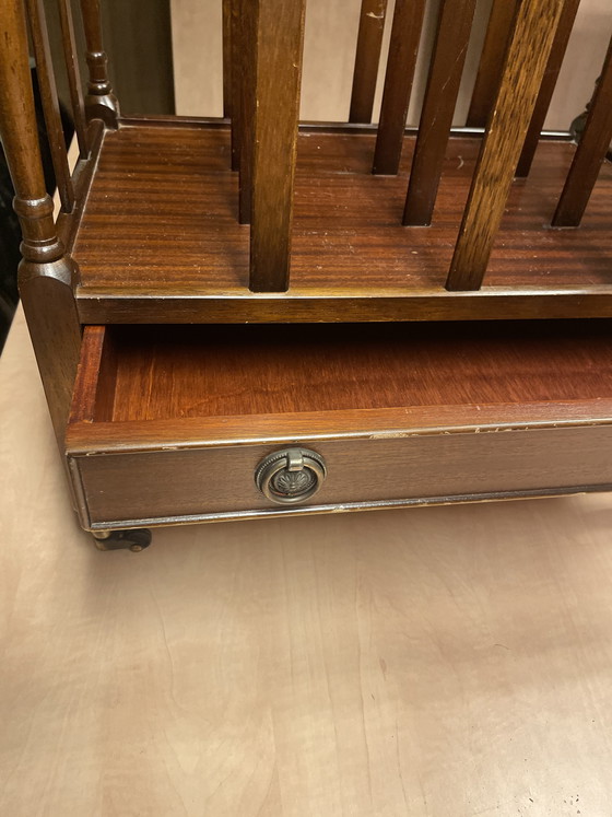 Image 1 of Antiker Zeitschriftenhalter