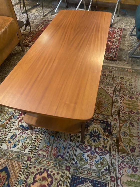 Image 1 of Mahonie-Houten-Salontafel aus der Mitte des Jahrhunderts 