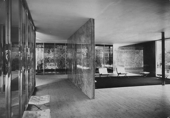 Image 1 of Sedia e ottomana originali Knoll Barcelona — Mies van der Rohe