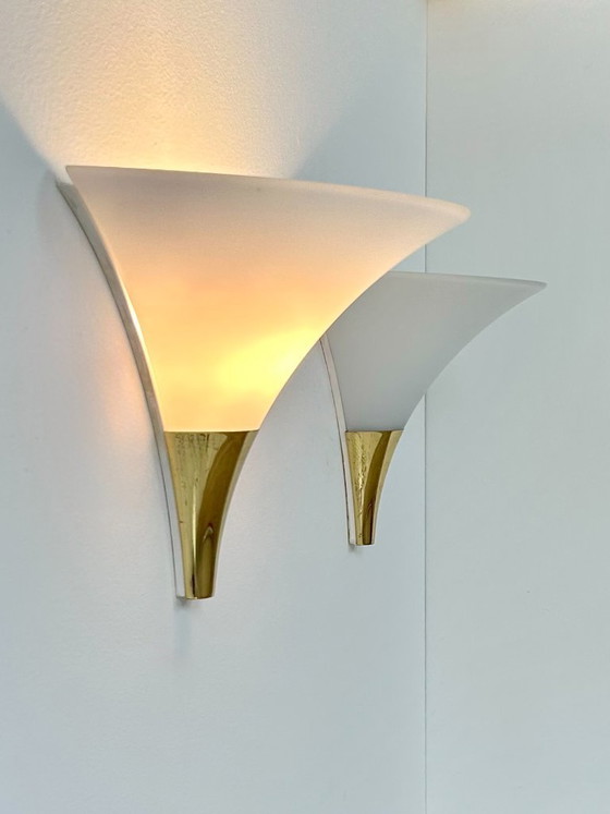 Image 1 of Paire d'appliques Limburg en opaline et laiton, Allemagne, 1970