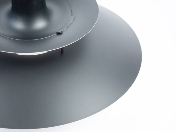 Danish PH5 Monochrome Lamp by Poul Henningsen, Louis Poulsen, 1958 – Pendant lamps, Aluminium (photo 6 of 12)