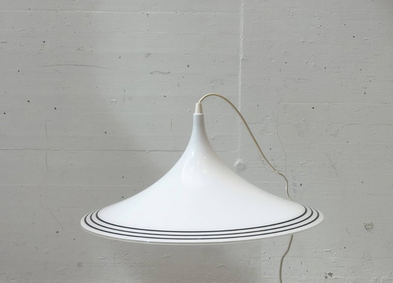 Pendant lamp "Witch's Hat" by Meblo Guzzini, 1970s – Ceiling lights, Plastic (photo 12 of 13)