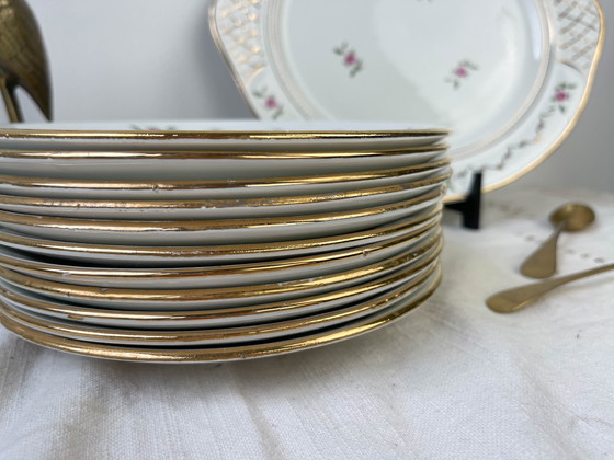 Image 1 of Set di 11 piatti piccoli + piatto in porcellana vintage L'Amandinoise motivo floreale