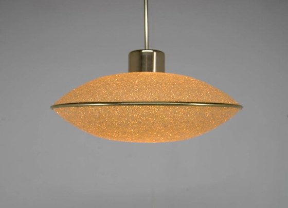 Image 1 of Suspension OVNI de style allemand des années 1970 en résine texturée