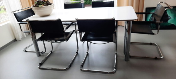 S34 Thonet Stam Breuer 4 pezzi in buone condizioni – Poltrone, Pelle, Cromo (photo 4 of 6)