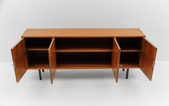 Image 1 of Credenza danese in teak a 4 ante, anni '60