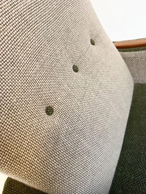 Image 1 of Poltrona di design vintage con braccioli in legno, anni '60