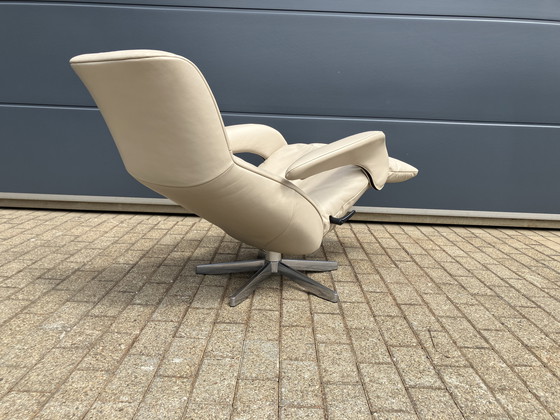 Image 1 of Jori Symphony Medi Mono-move recliner Beige Lipano leather