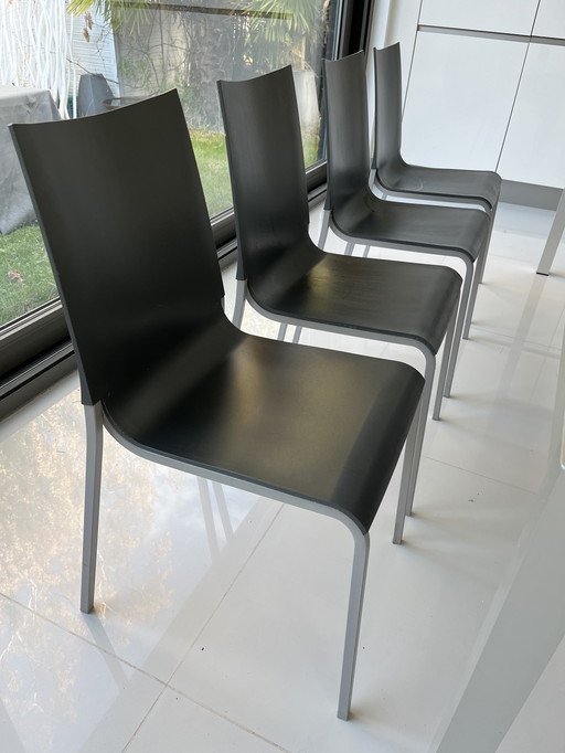 8 chairs Eva Bontempi