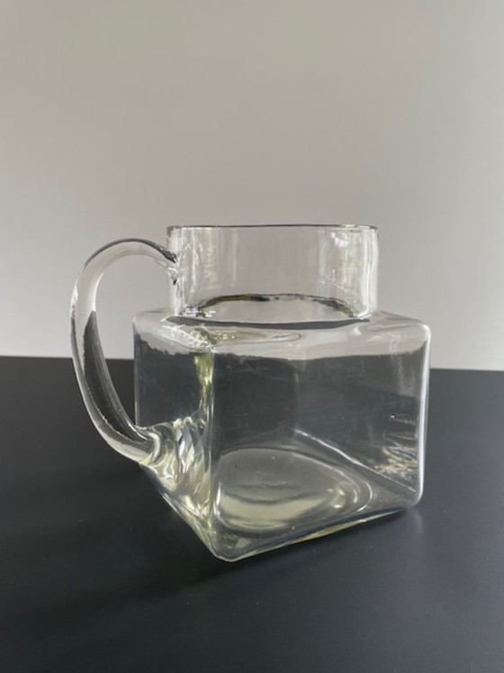Image 1 of Jarra de cristal de diseño, forma cúbica, 1,5 L, soplada a mano.