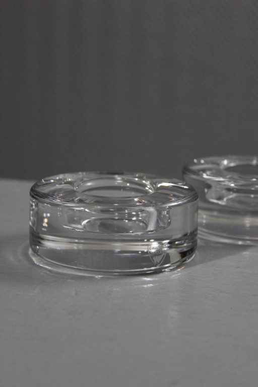 Lena Bergström & Orrefors – Paar Kristall-Teelichthalter „Puck“, 1999