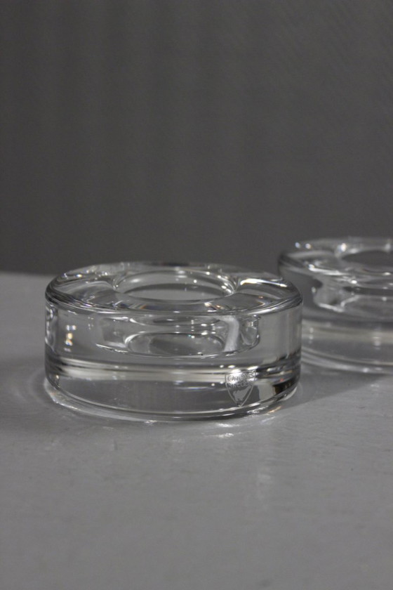 Image 1 of Lena Bergström & Orrefors - Coppia di portacandele in cristallo "Puck" 1999