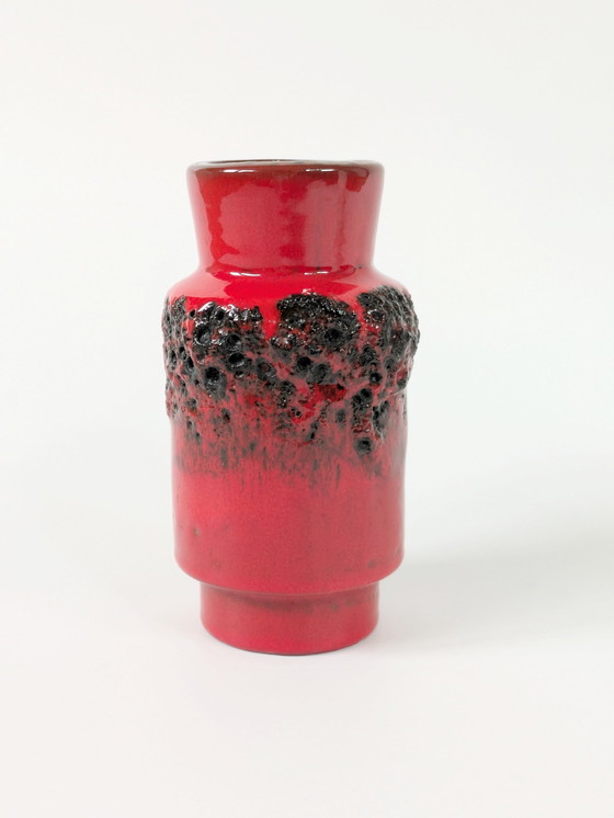 Image 1 of Westdeutsche Fettlava-Vase von Kreutz aus der Jahrhundertmitte, rot-schwarze Glasur, 15 cm, 1960er Jahre
