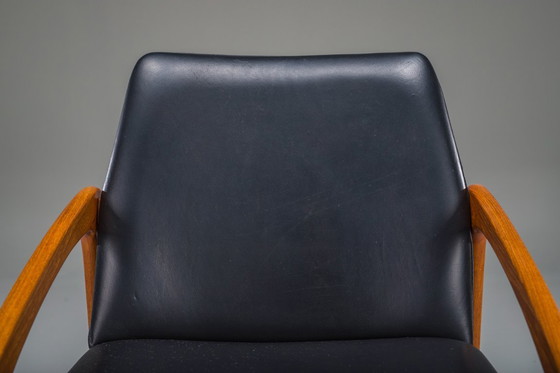 Image 1 of  Mid Century Eetkamerstoel Model 23 van Henning Kjærnulf voor Korup Stolefabrik, jaren 1960