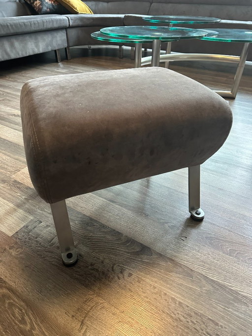 Nino 911 - Young International / Gelderland Armchairs + Footstool – fauteuils, Chrome, Polyester (photo 2 of 7)