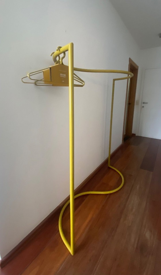 Image 1 of Hay clothes rack