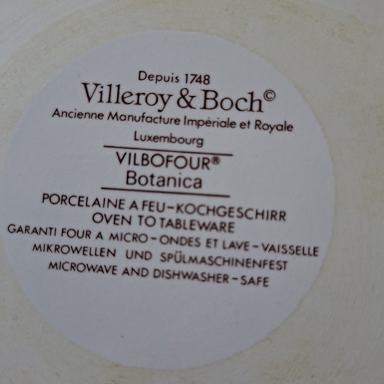 Image 1 of Villeroy & Boch Botanica series cake molds