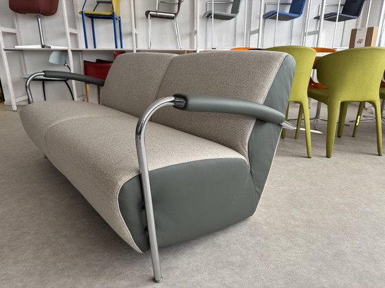 Image 1 of Sofá Leolux Scylla de 2,5 plazas. Diseño: Gerard Vollenbrock. Fabricado en tela combinada con piel.