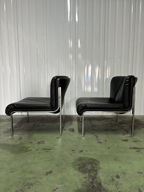 Image 1 of Fauteuil de salon en cuir par Hans Eichenberger pour Girsberger, 1960, Ensemble de 3 chaises + 3 tables d'appoint