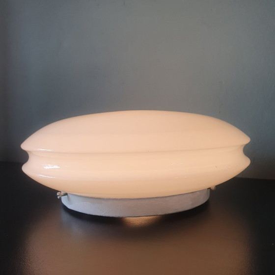 Image 1 of Lampada da soffitto vintage in vetro opalino UFO Raak Amsterdam
