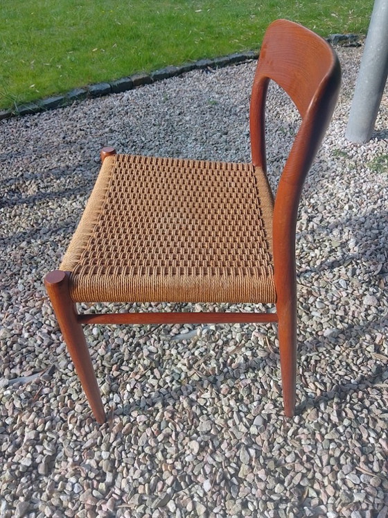 Image 1 of 4 x Deens design eetkamerstoelen Niels Otto Møller model 75