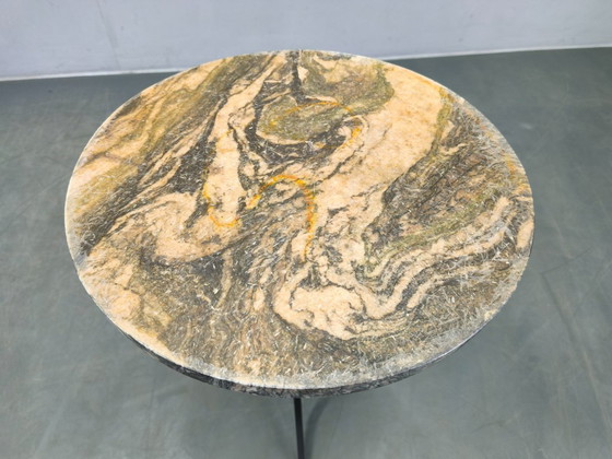 Image 1 of Tavolino in marmo italiano con base in ferro nero, anni '70