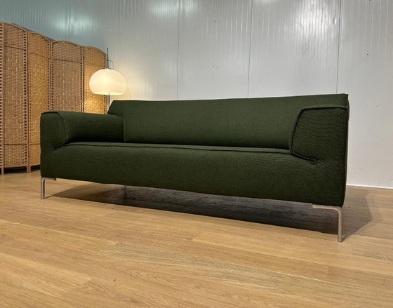 Image 1 of Divano a 3 posti Design on Stock Bloq verde, appena rivestito.