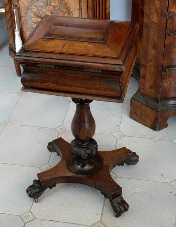 Image 1 of Historische theedoos, antieke Engelse theedoos uit de tijd van George II en Willem IV, 19e-eeuwse kabinetskast