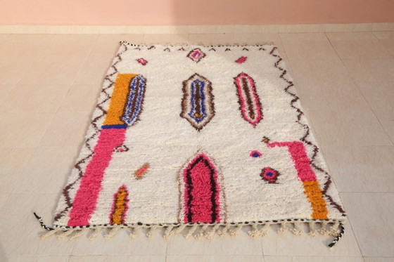 Image 1 of Handmade Moroccan rug 250cm x 150cm