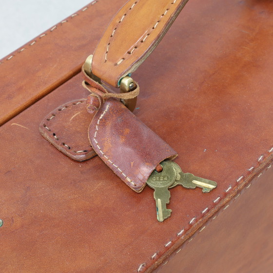 Image 1 of Valigia da viaggio vintage in pelle di lusso fatta a mano in Italia