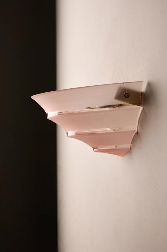 Mid-Century Pink Glass Shell Wall Sconce with Clear Stripes, Wall lights, Mid Century Modern (photo 4 of 8)