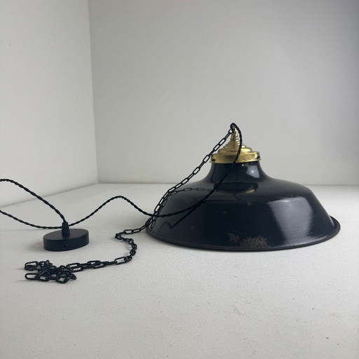 ANCIENNE SUSPENSION D’ATELIER EMAILLEE INDUSTRIELLE 40 CM