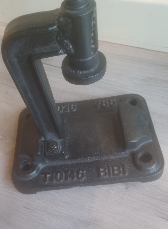 Image 1 of Industriële Spoorwegen bijzettafel sidetable Bibi cast-iron