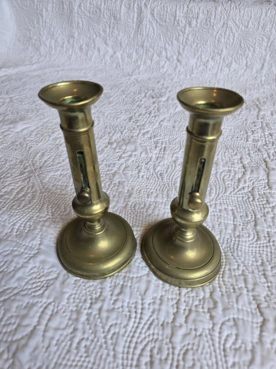 Pair of antique brass candlesticks with adjustable pushers, 19th century – Candle holders (photo 2 of 5)