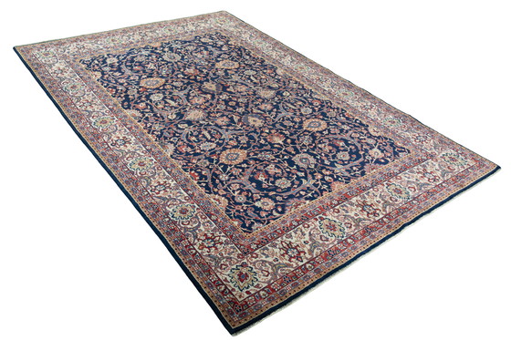 Image 1 of Handgeknüpfter Sarough Orientteppich – 310 x 215 cm – Traditionelles Floraldesign auf Dunkelblau