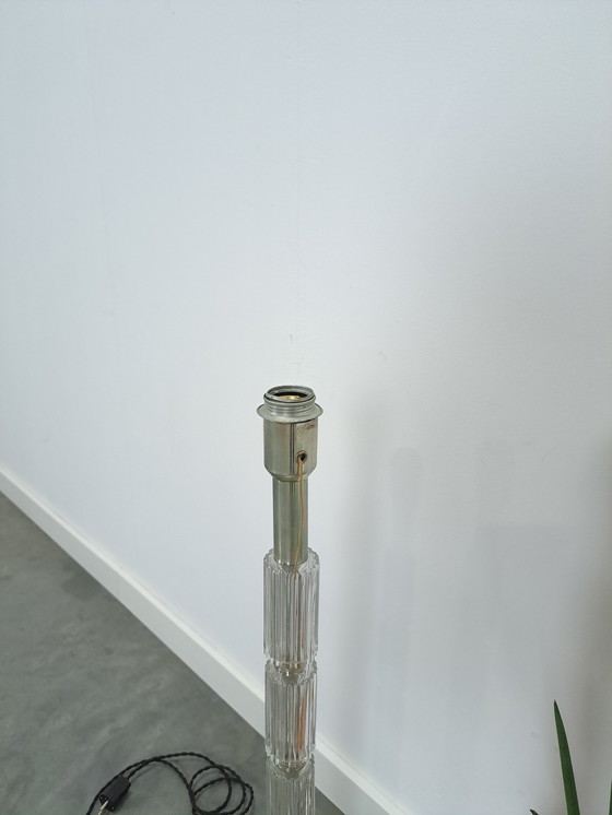 Image 1 of Lampada da terra in vetro anni '70 con cromo vintage