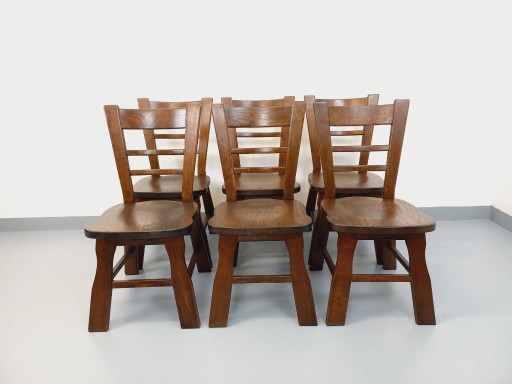 Set di 6 sedie vintage in rovere in stile brutalista degli anni '50.