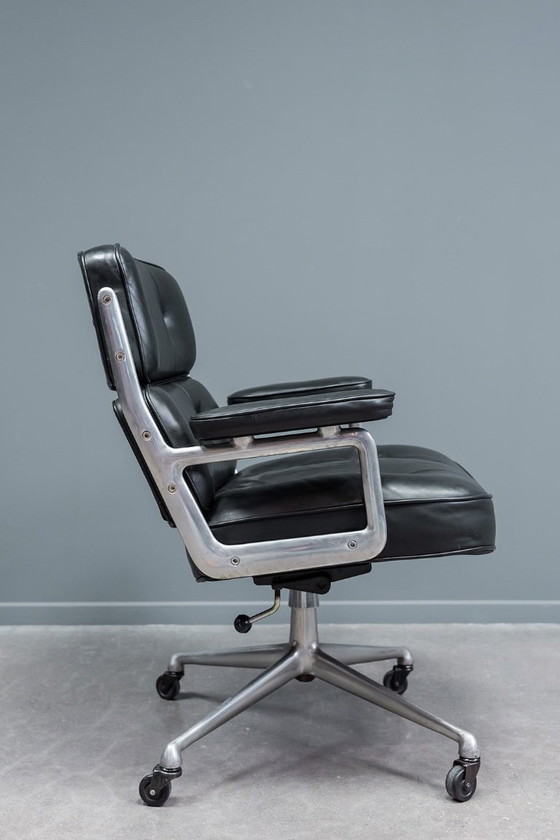 Image 1 of Fauteuil de hall ES104 Eames « Time Life », 3x