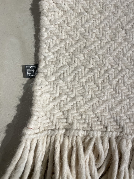 Image 1 of Linie Design Karpet Indun