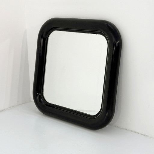 Zwarte Delfo spiegel van Sergio Mazza voor Artemide, 1970