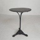 Tavolo da bistrot con gambe in ghisa e piano rotondo in acciaio, anni '30