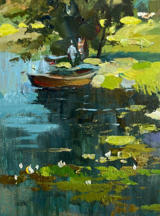 Image 1 of Origineel olieverfschilderij: Rivierlandschap langs de kust. Een boot bij een eenzame boom.