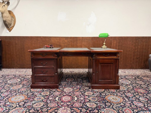 Bureaux classique anglais Chesterfield Partnerdesk