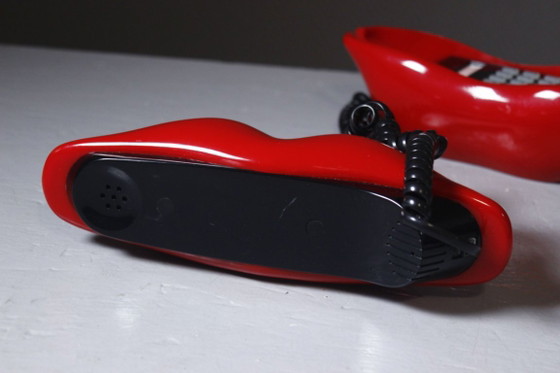Vintage Mybelle 109 Lips telephone 1990s – Decorative Objects, Plastic (photo 4 of 7)