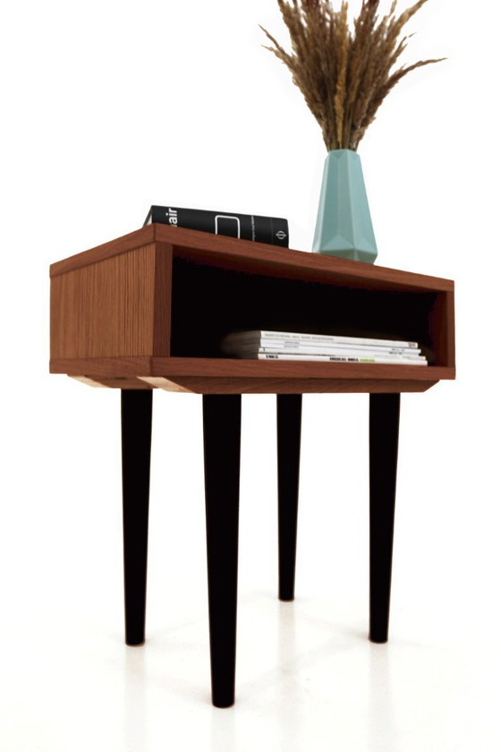 Image 1 of Nachtkastje T-P05